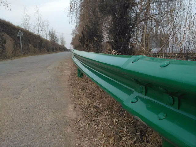 丽水道路碳素钢防撞护栏值得信赖