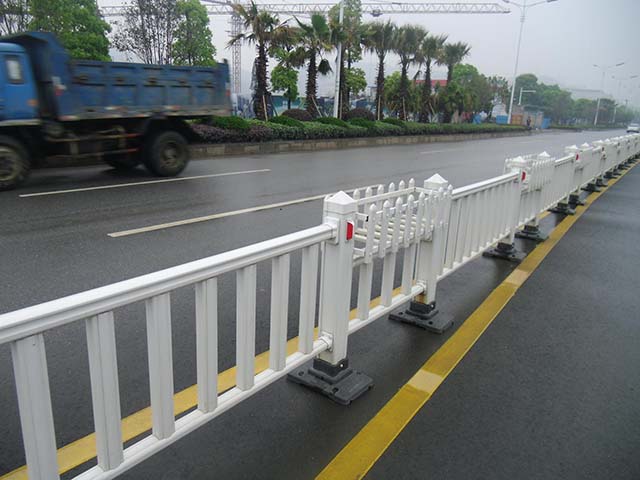 淄博公路组装护栏
