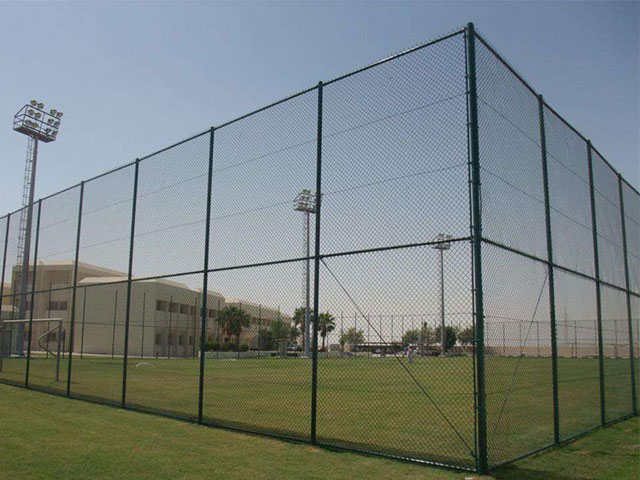 球场围栏护栏网围栏安装