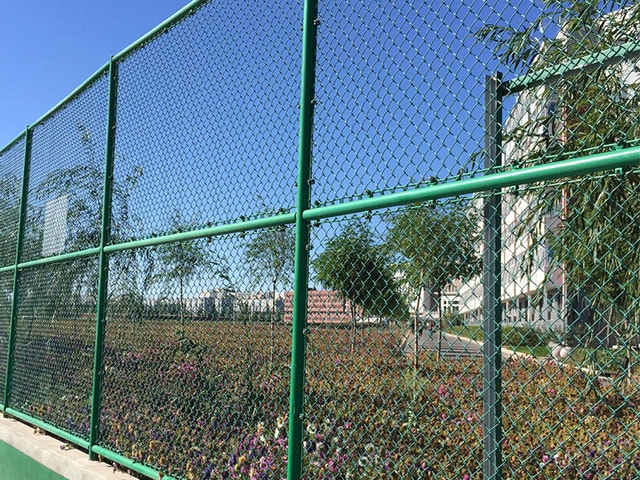青海学校球场围栏