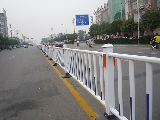 洛阳城市道路护栏生产厂家