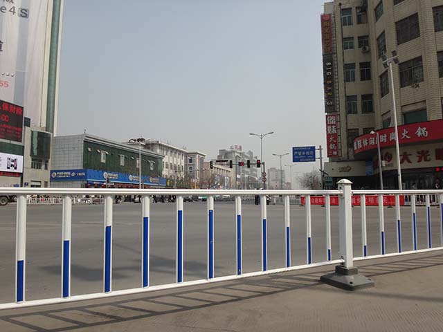 云南乡村公路护栏安装