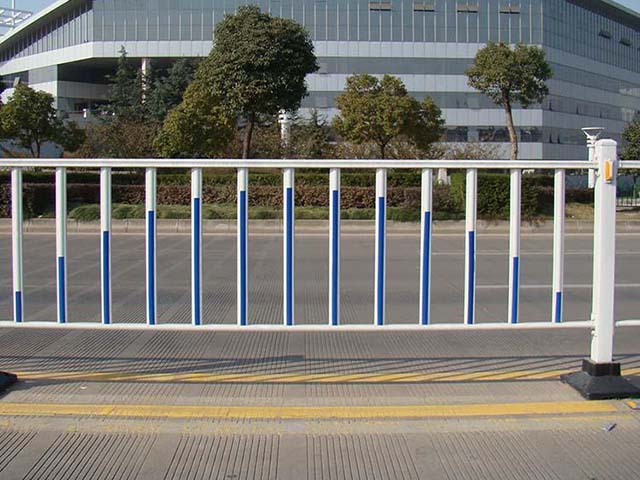 玉树公路交通工程护栏