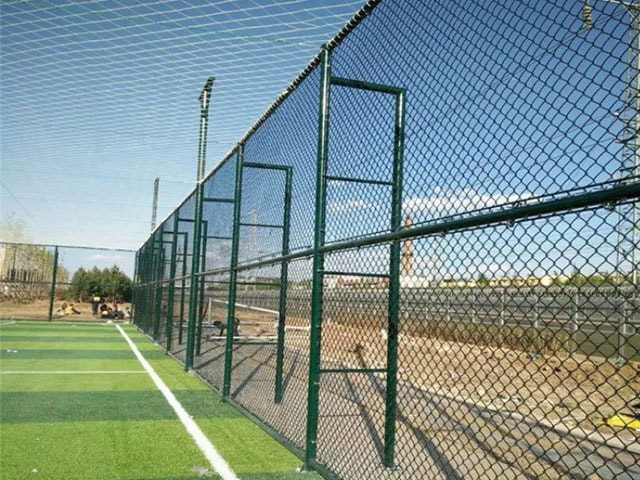 球场防护围栏