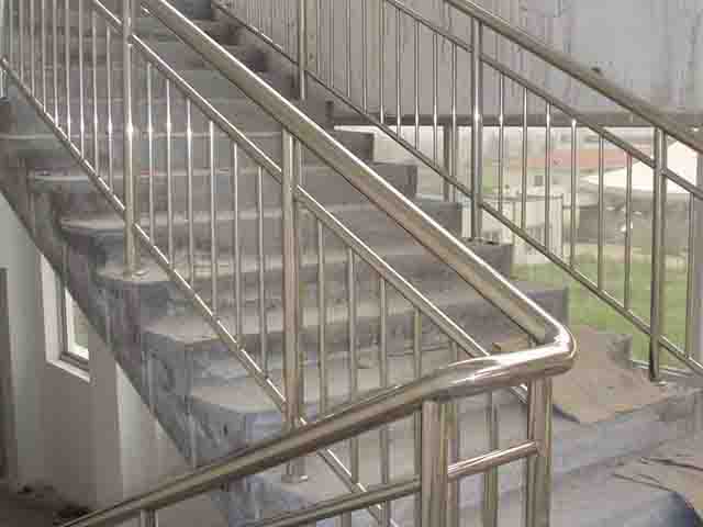 楼梯扶手护栏施工方案