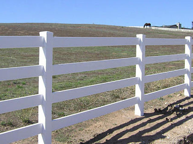鄂尔多斯草原网围栏